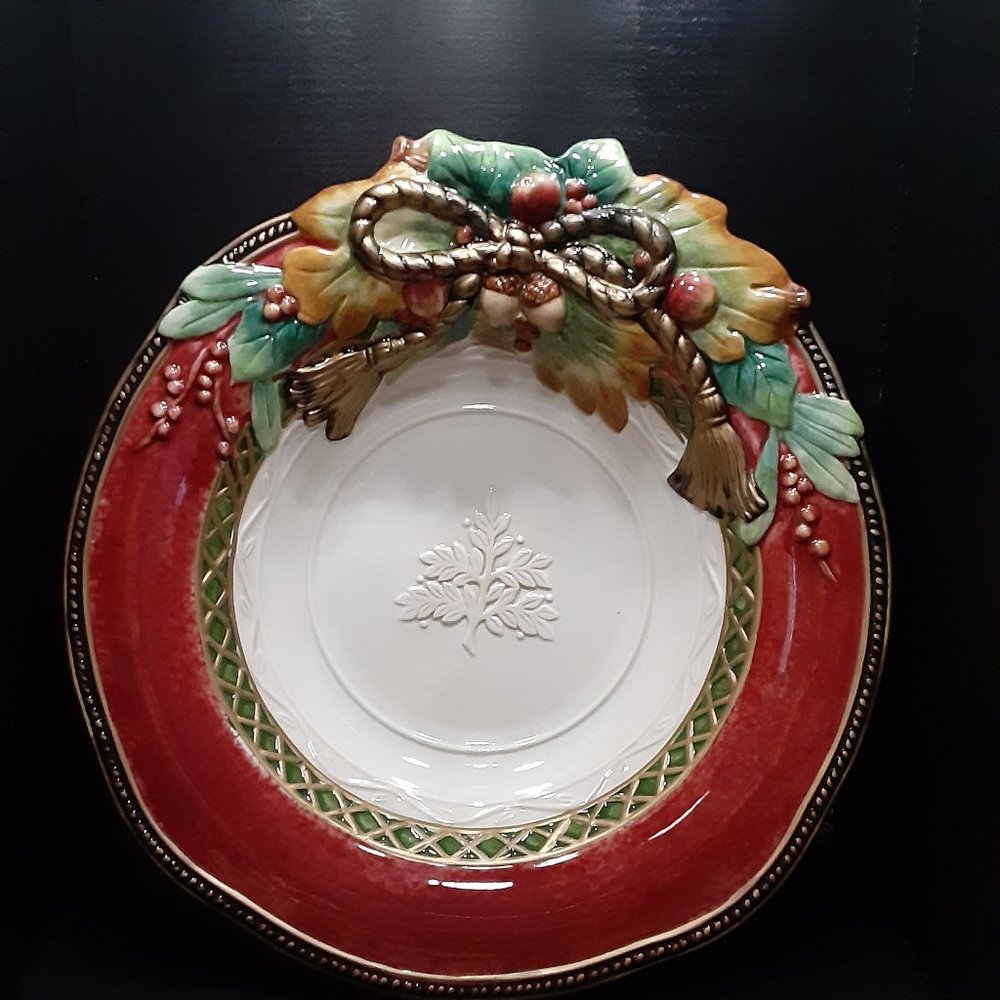 Fitz and Floyd Christmas Holiday Solstice 13 inch Serving Bowl 2008 B